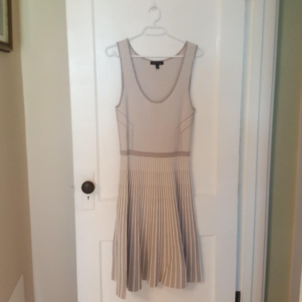 Banana Republic Sleeveless dress